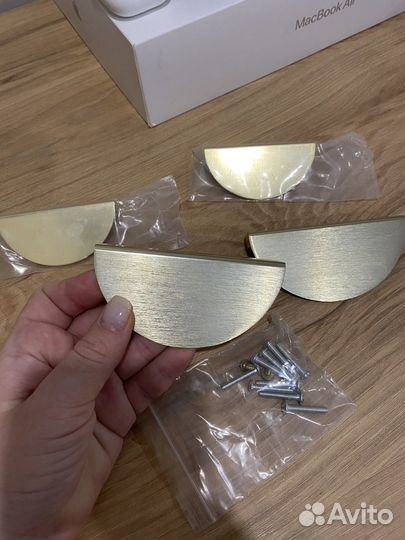 Мебельные ручки