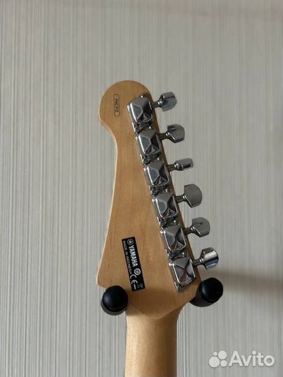 Электрогитара yamaha pacifica 012