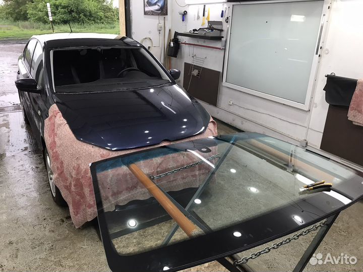 Лобовое стекло