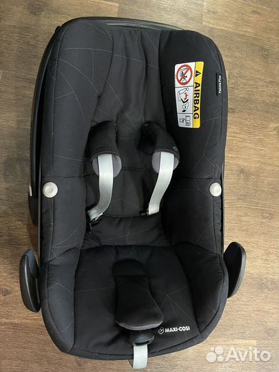 Автолюлька Maxi Cosi Pebble Plus