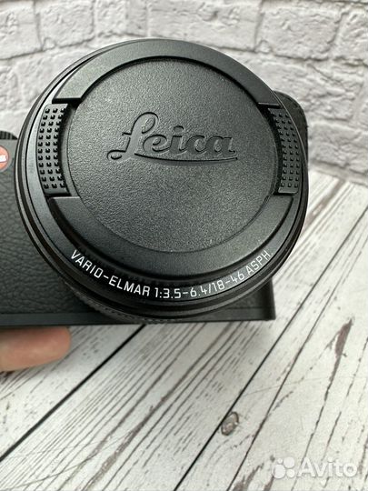 Фотоаппарат Leica X Vario Type 107