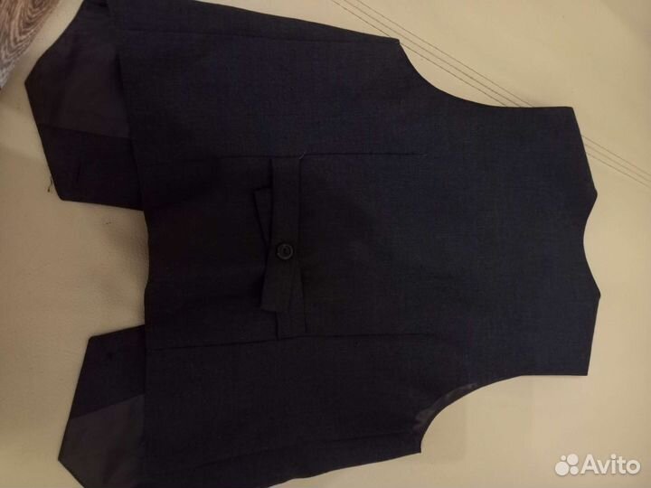 Жилетка для мальчика 16 школа