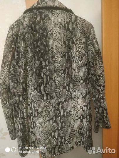 Оригинальное кожаное мужское пальто 56-58р