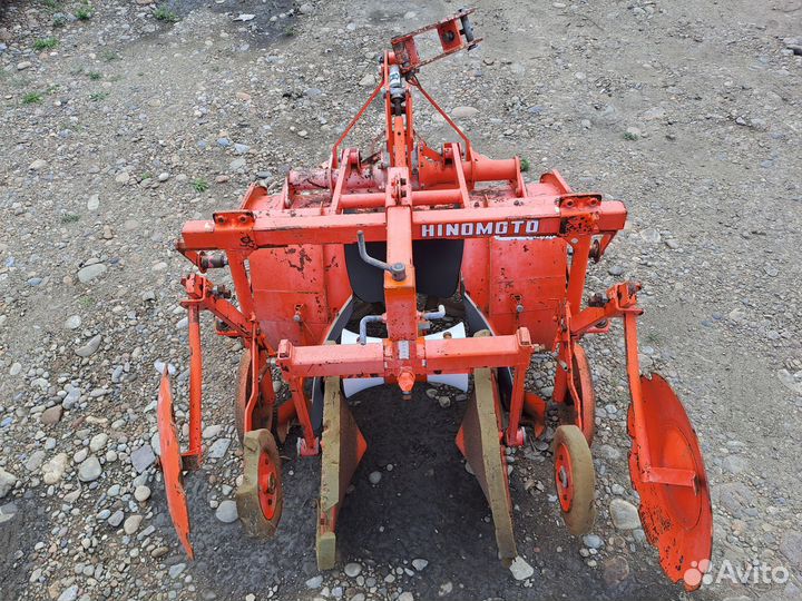 Гребнеобразователь HINOMOTO CHM-95, 2014