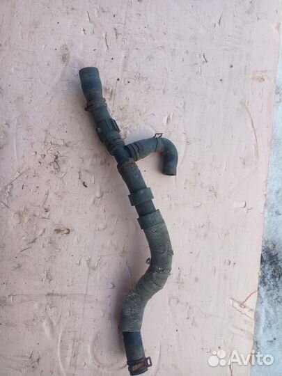 Патрубок отопителя Volkswagen Passat B6