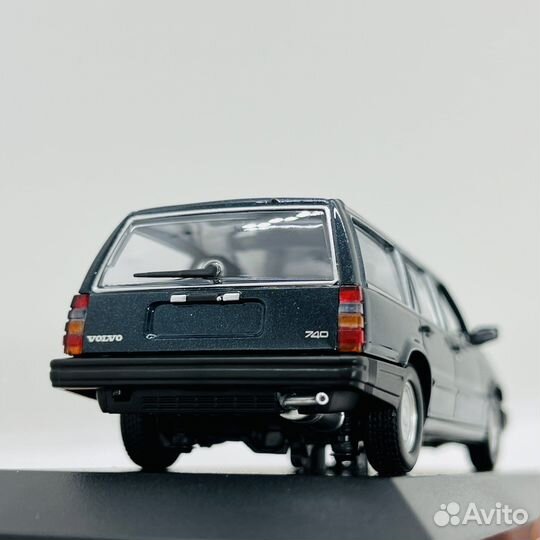 Volvo 740 GL 1986 Minichamps 1:43