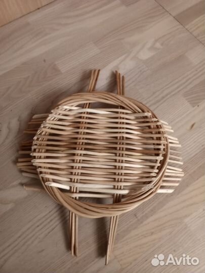 Тарелка из натуральной лозы