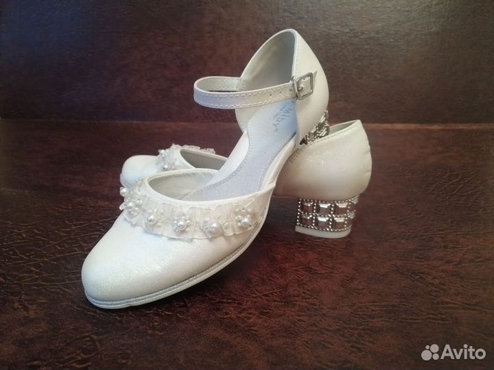 Туфли на девочку