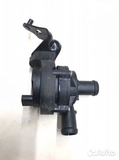 Дополнительный насос охлаждения Passat B8