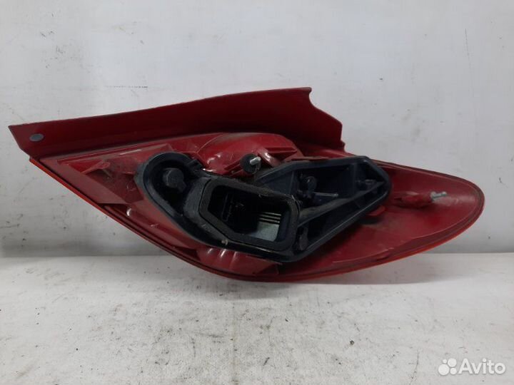 Фонарь задний левый Peugeot 207 хэтчбэк 3 дв. 1.4