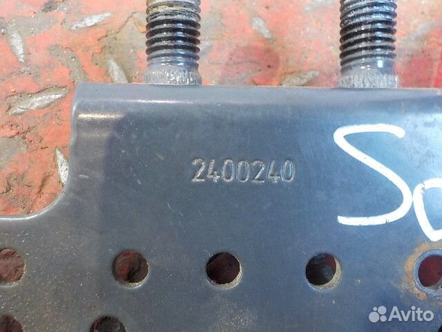 Кронштейн электромагнитного клапана Scania