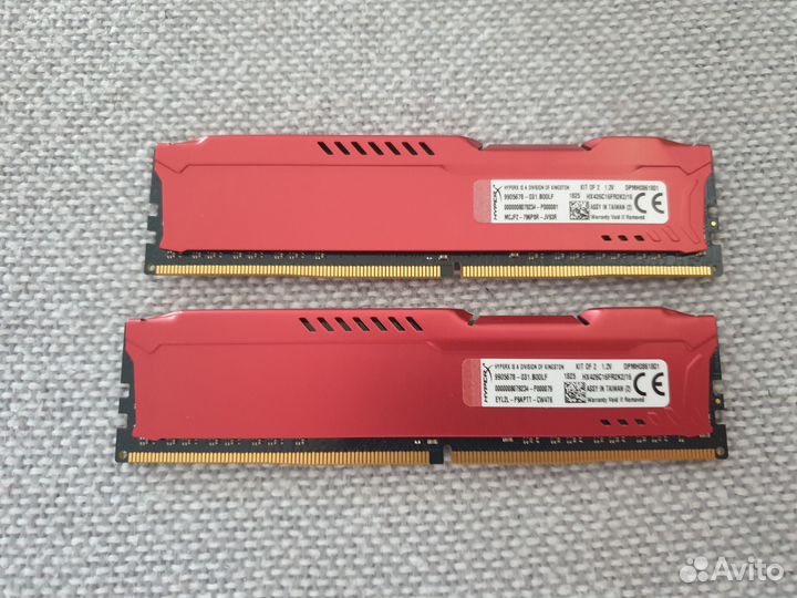 Kingston HyperX Fury Red 16 гб (8 гб x 2 шт.) DDR4