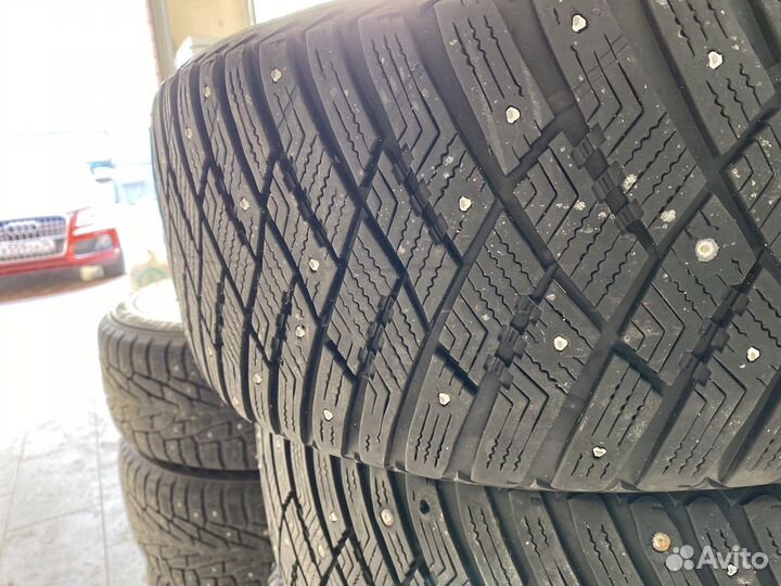 Goodyear UltraGrip 245/50 R18
