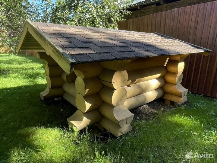 Будка из сруба для крупной собаки