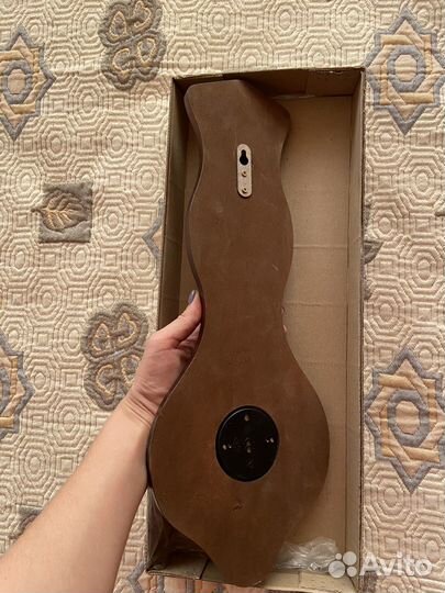 Барометр настенный