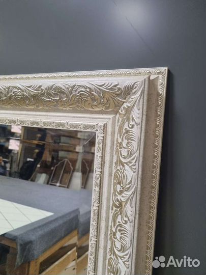 Зеркало в багете