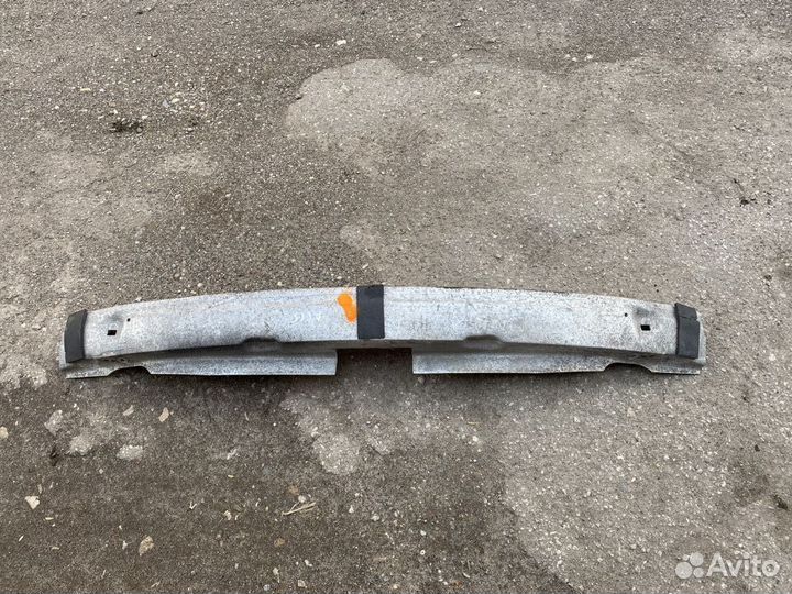 Усилитель заднего бампера Audi A6 C5 универсал