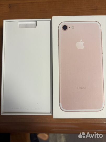 iPhone 7, 32 гб