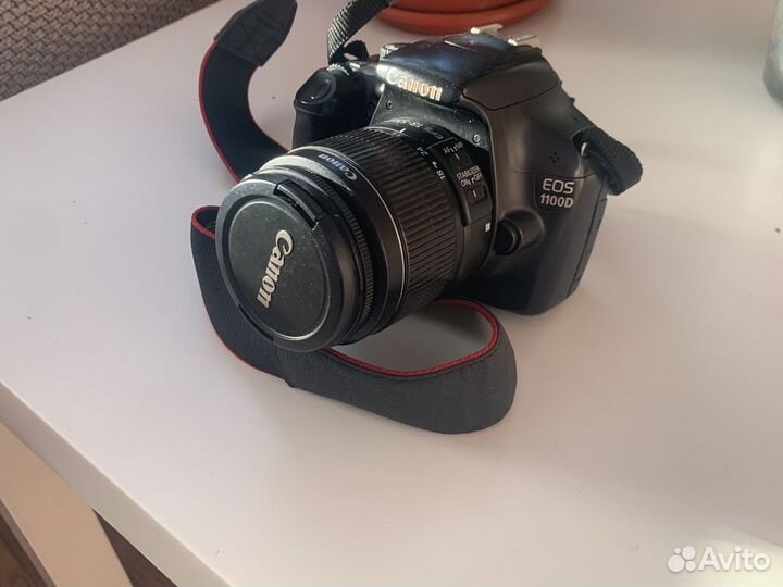 Зеркальный фотоаппарат