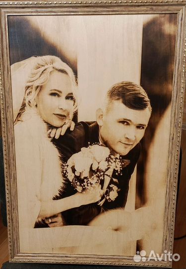 Портрет по фото на дереве Подарок