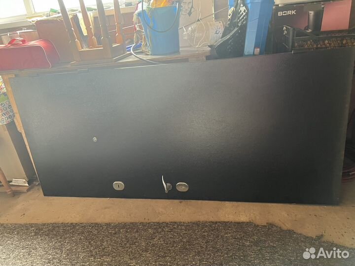 Дверь входная металлическая