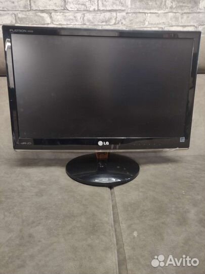 Монитор LG 22