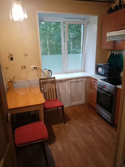 2-к. квартира, 40 м², 2/4 эт.