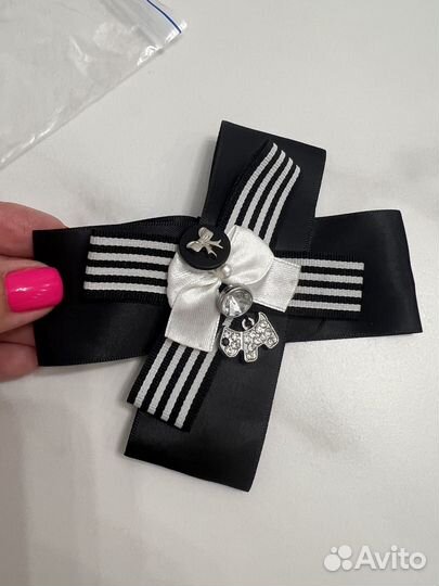 Бант, брошка для школьной блузки