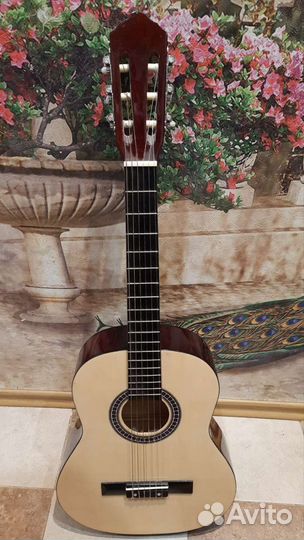Классическая гитара Veston