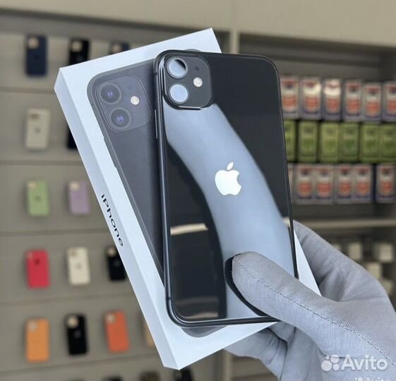 iPhone 11, 64 ГБ