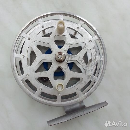 Катушка инерционная