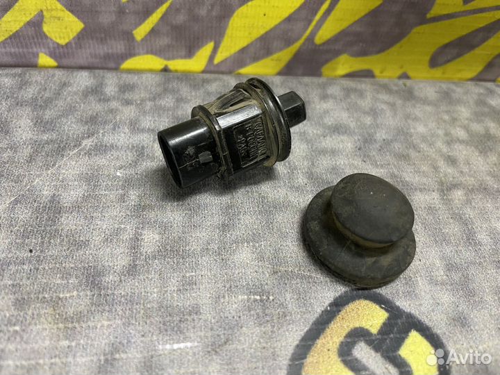 Выключатель дверной концевик Гранта Калина-2 Веста