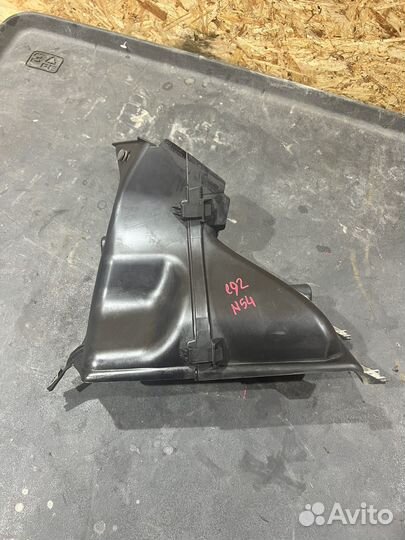 Воздуховод масляного радиатора N54 BMW E92