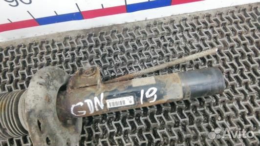 Стойка передняя правая skoda octavia A5 (GDN19N501