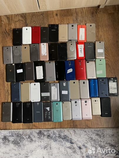 Лот телефонов 2