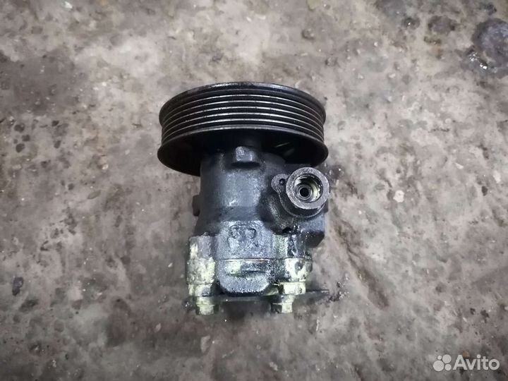 Насос гур Ssangyong Musso 2,9