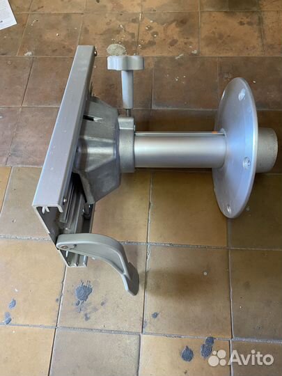 Стойки под сиденья в катер