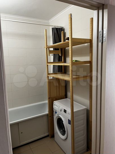 1-к. квартира, 42 м², 1/25 эт.