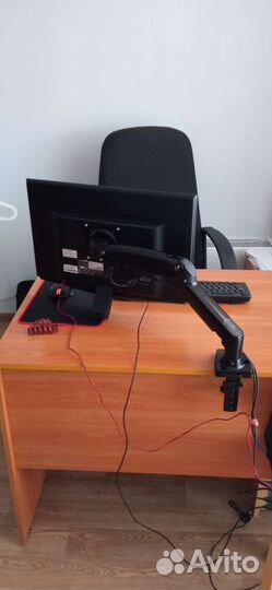 Кронштейн для монитора