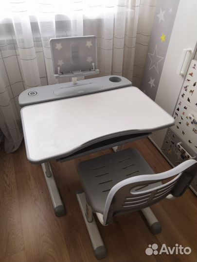 Детский комплект стол/стул. Парта детская