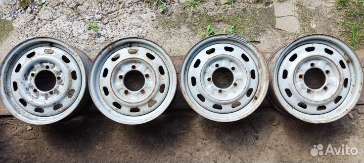 Штампованные диски r16