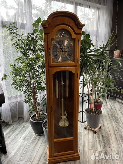 Напольные часы Hermle