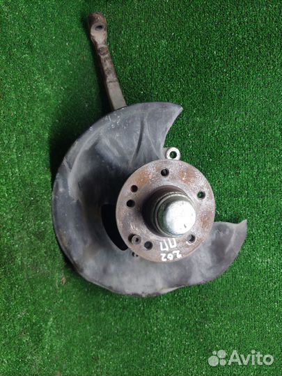 Ступица передняя w202