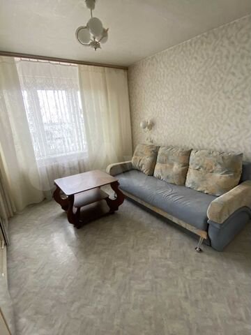 2-к. квартира, 49 м², 5/5 эт.
