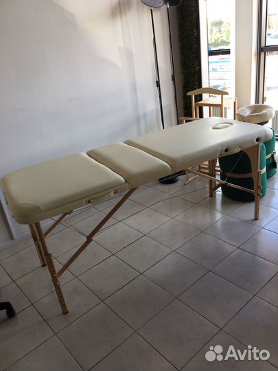 Массажный стол