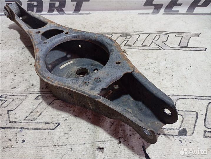 Рычаг подвески нижний задний Volkswagen Touran 1T