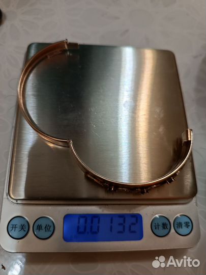 Золотой браслет