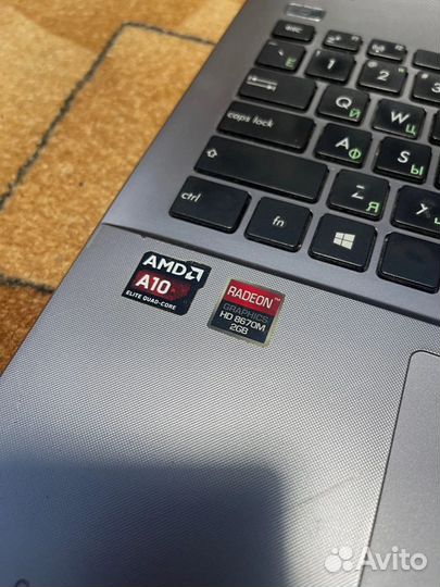 Ноутбук asus