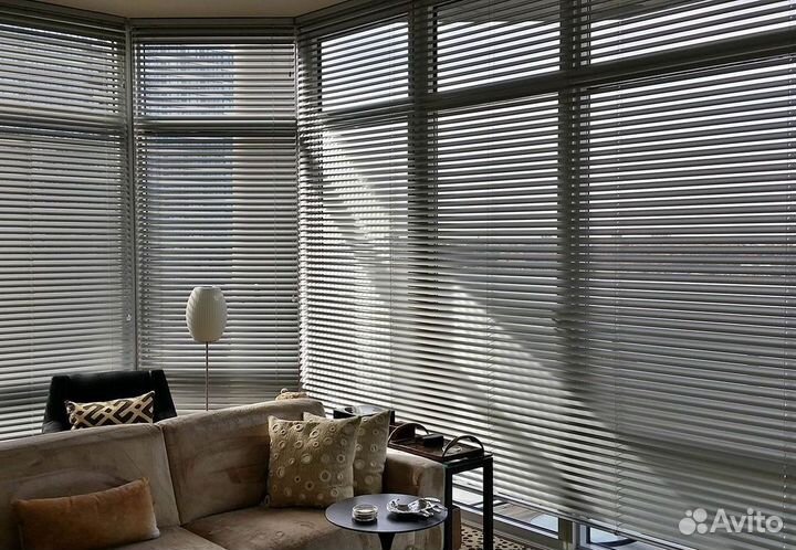 Подоконник белый