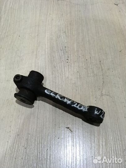 Тяга рулевого редуктора Мерседес W208